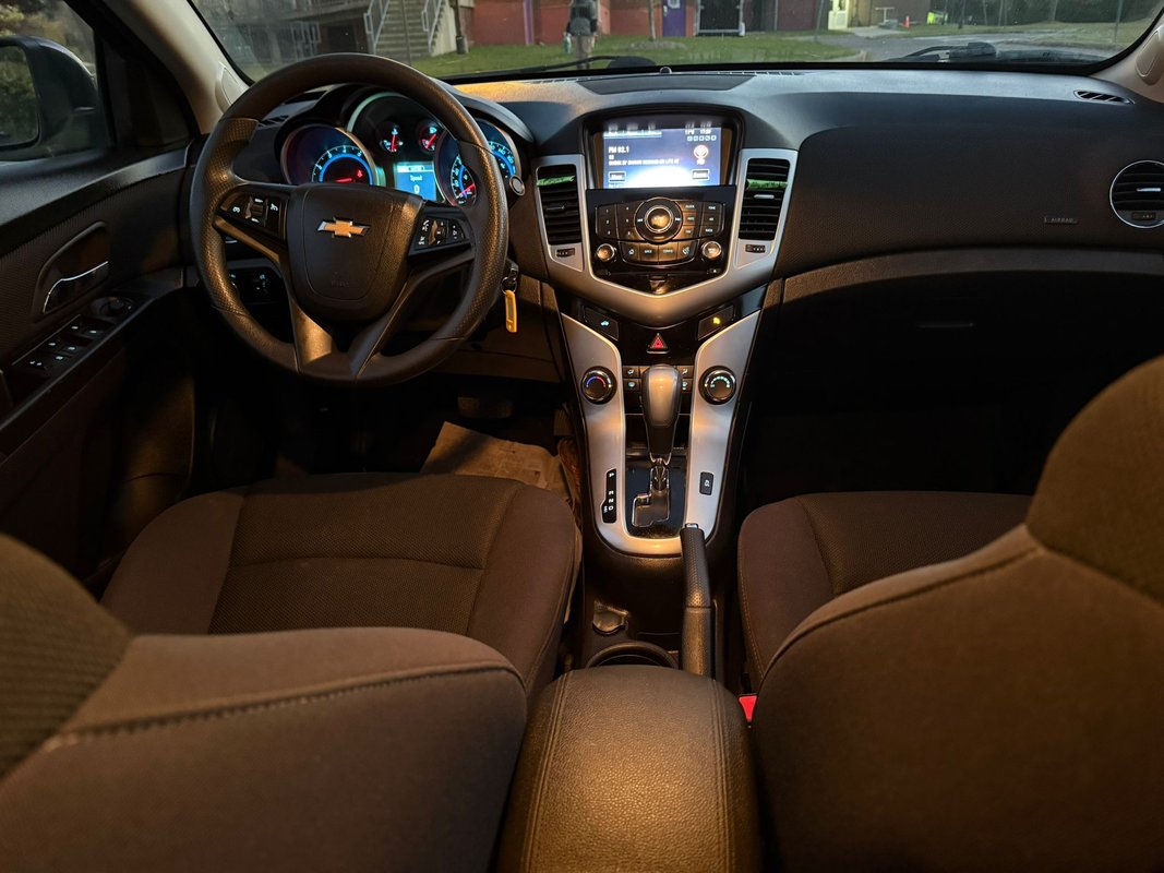 2015 CHEVROLET Cruze - Image 3