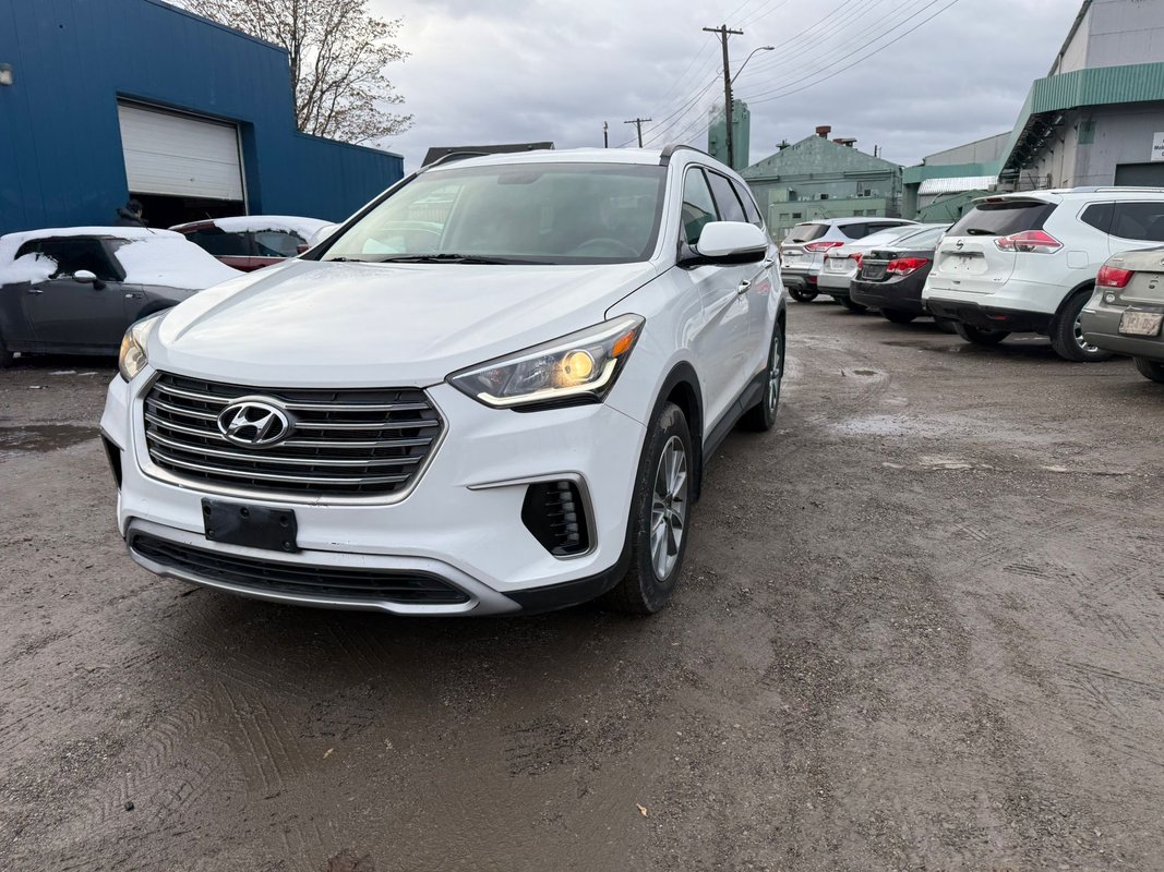 2017 HYUNDAI Santa Fe
