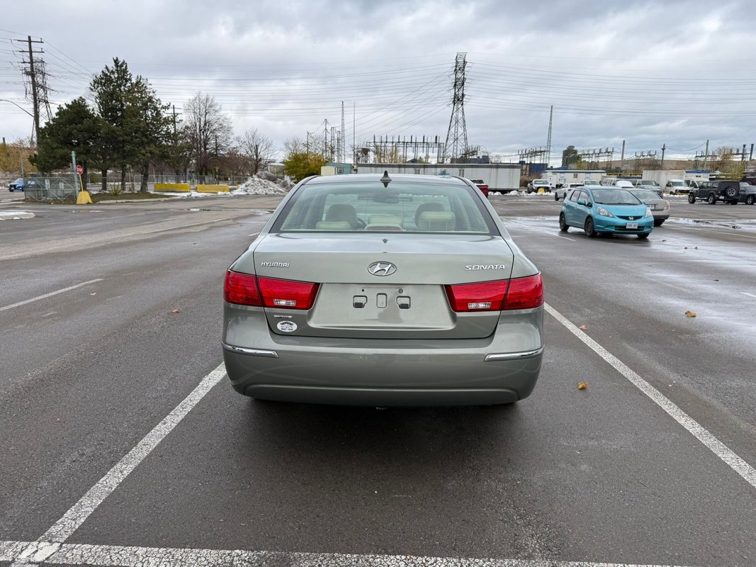 2009 HYUNDAI Sonata - Image 5