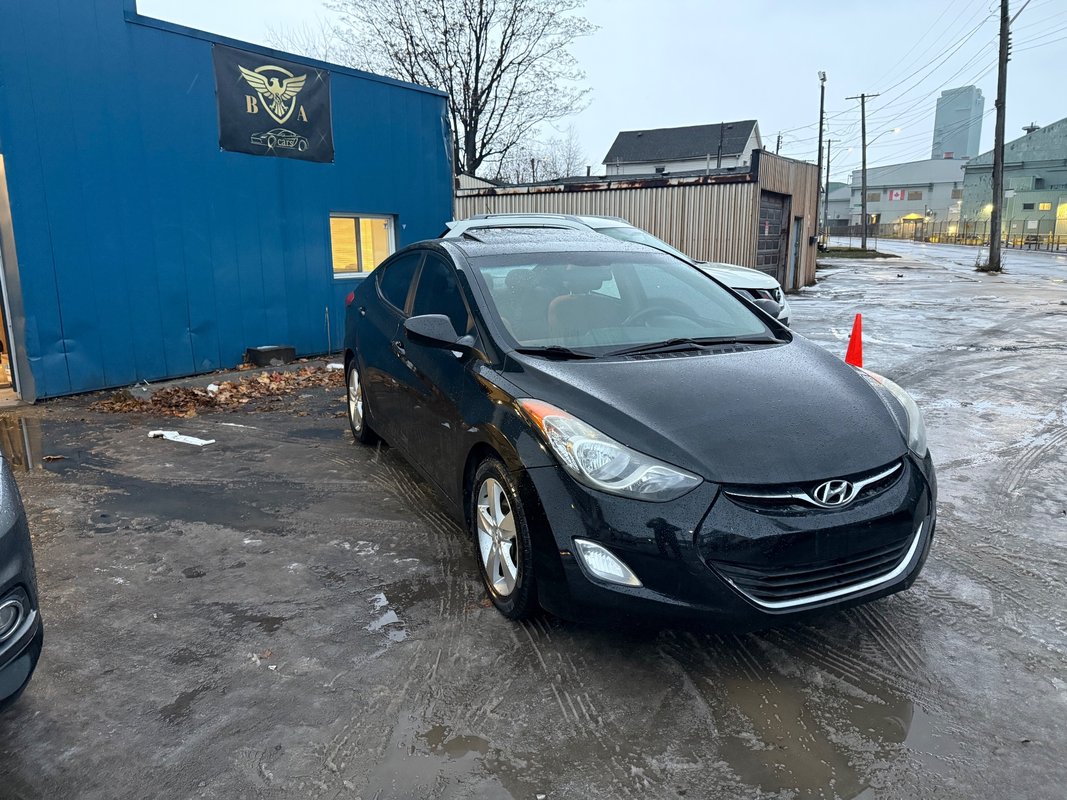 2013 HYUNDAI Elantra - Image 2