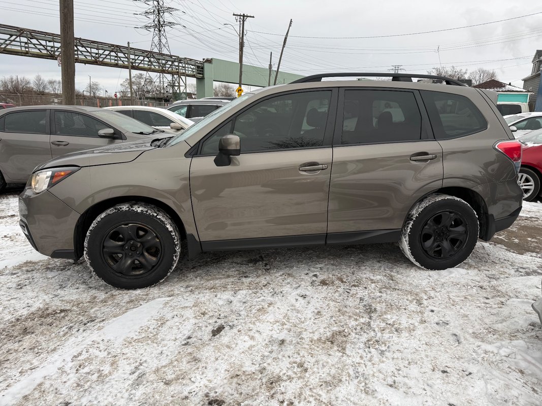 2017 SUBARU Forester - Image 4
