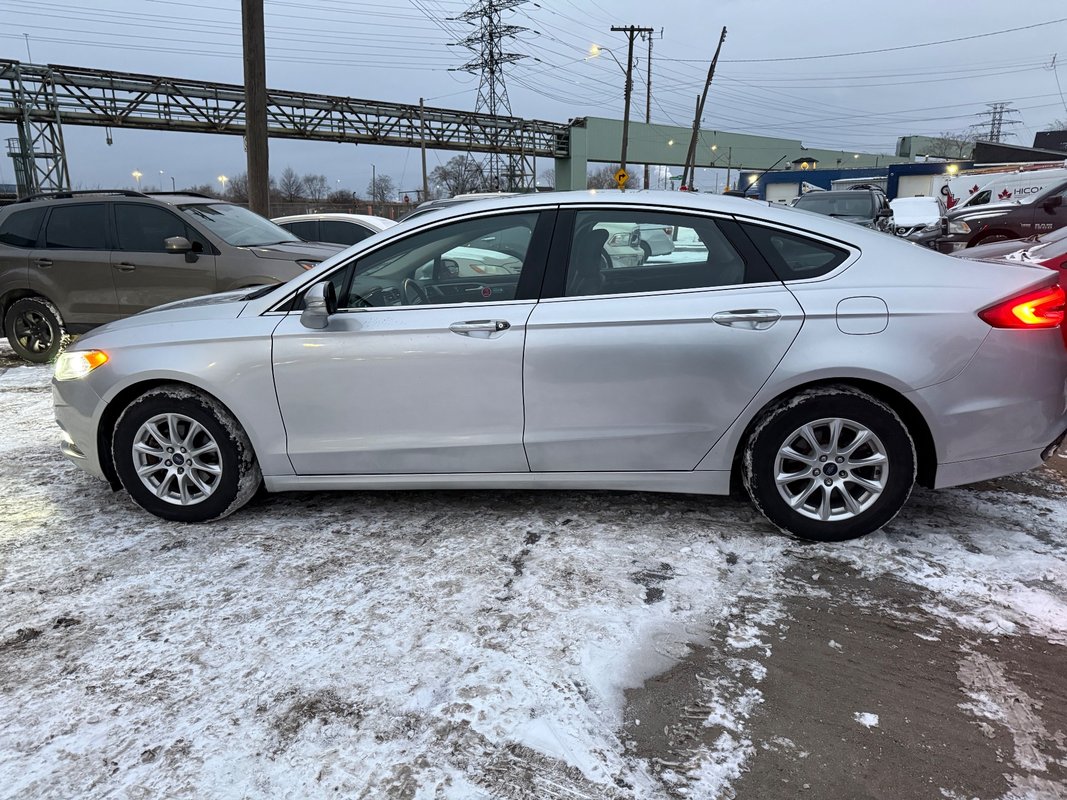 2017 FORD Fusion - Image 4