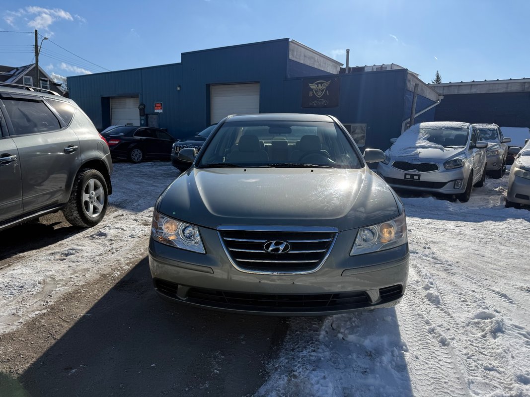 2010 HYUNDAI Sonata