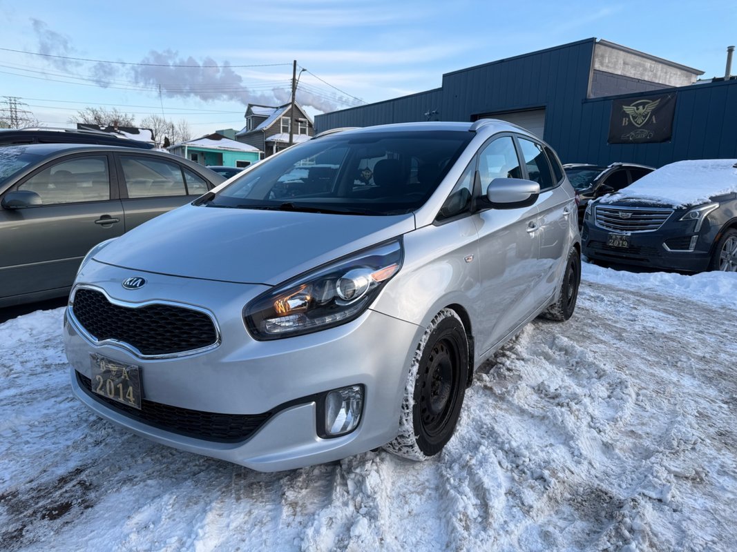 2014 KIA Rondo - Image 3