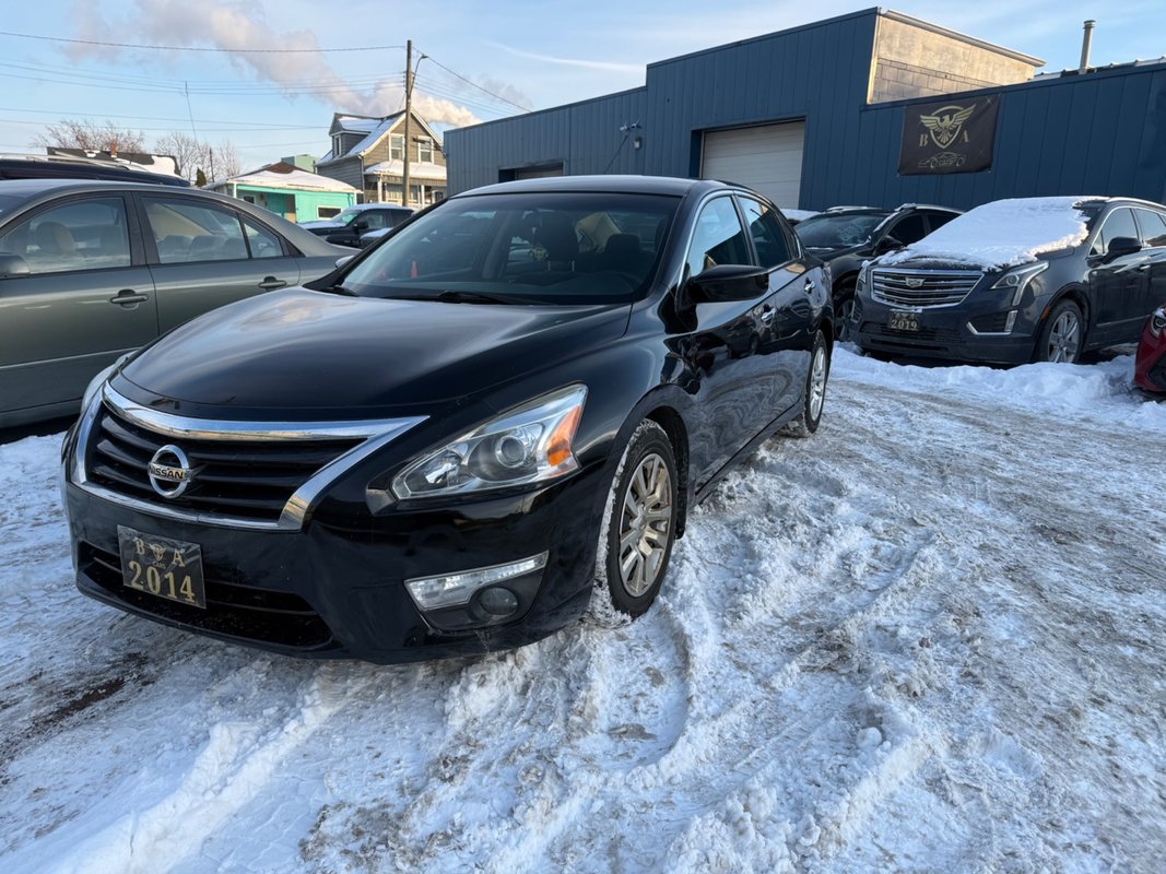 2014 NISSAN Altima - Image 3