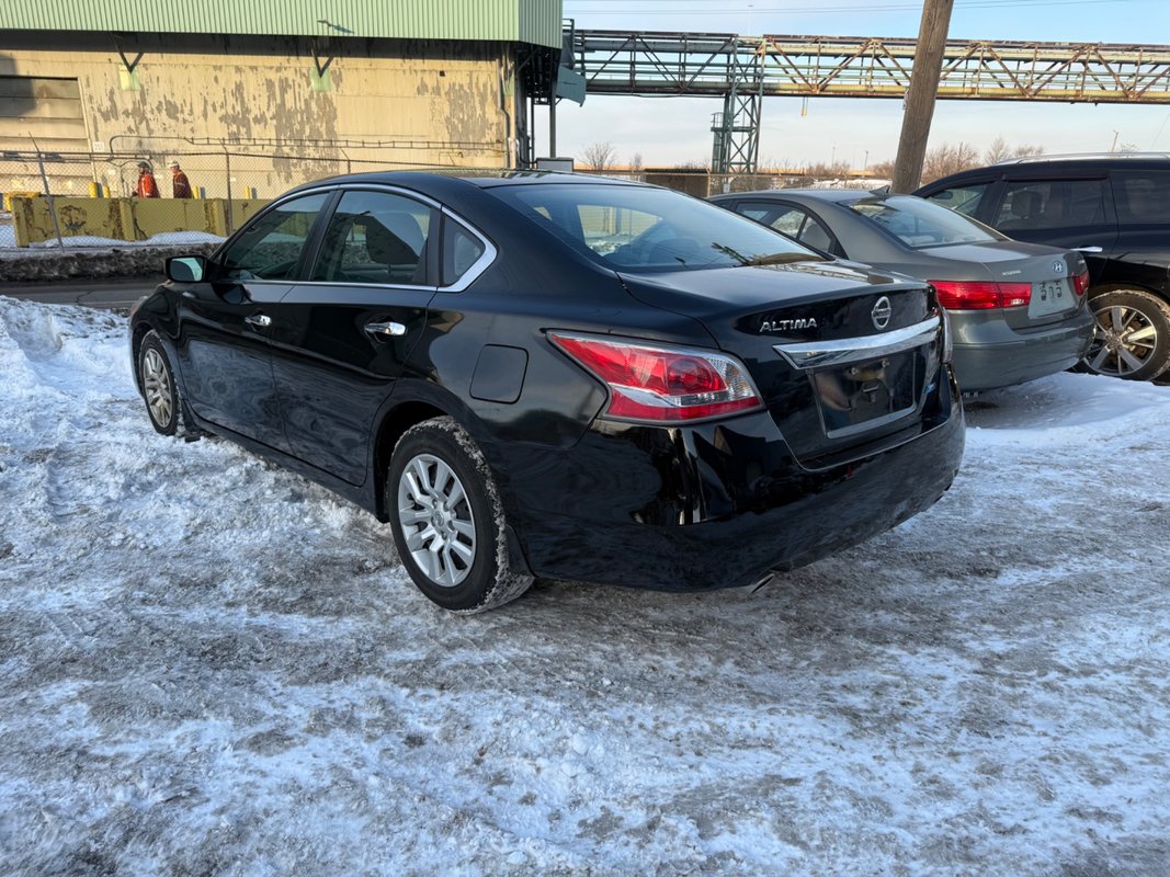 2014 NISSAN Altima - Image 5