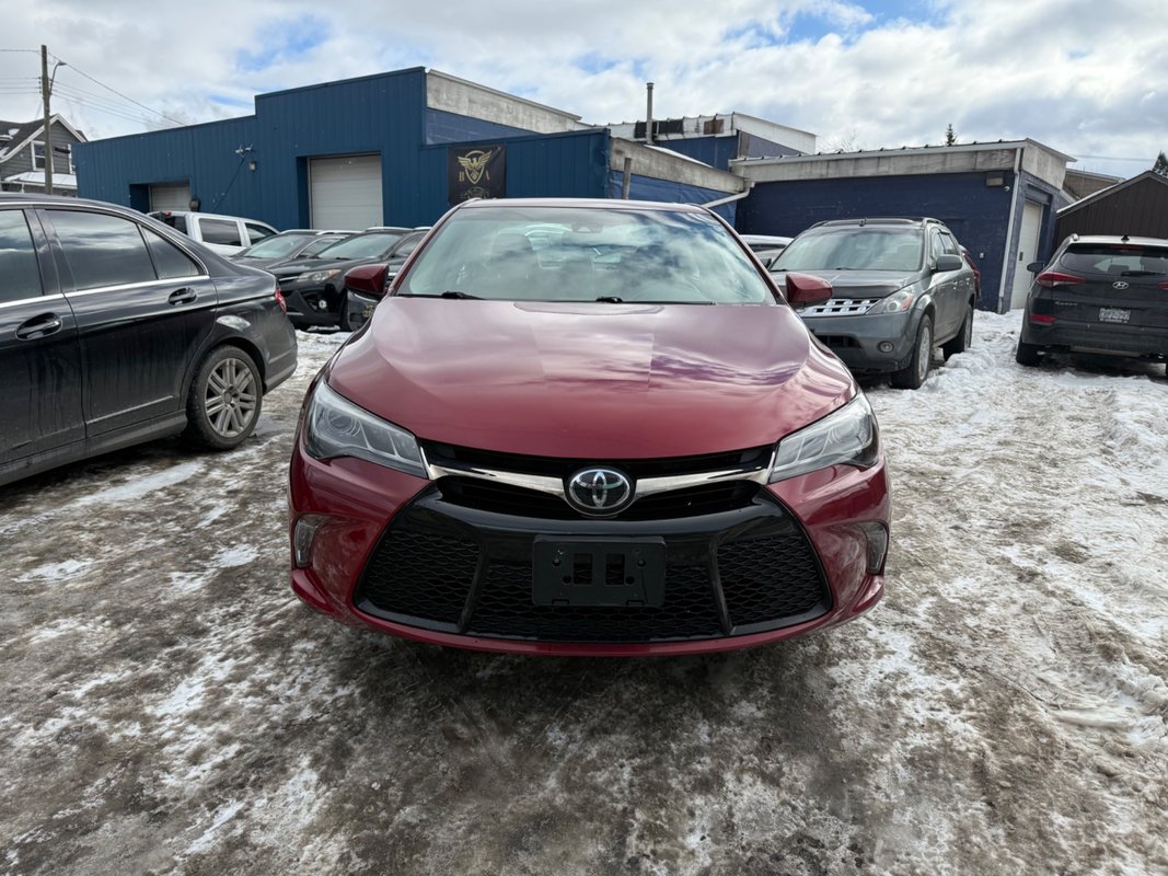 2017 TOYOTA Camry
