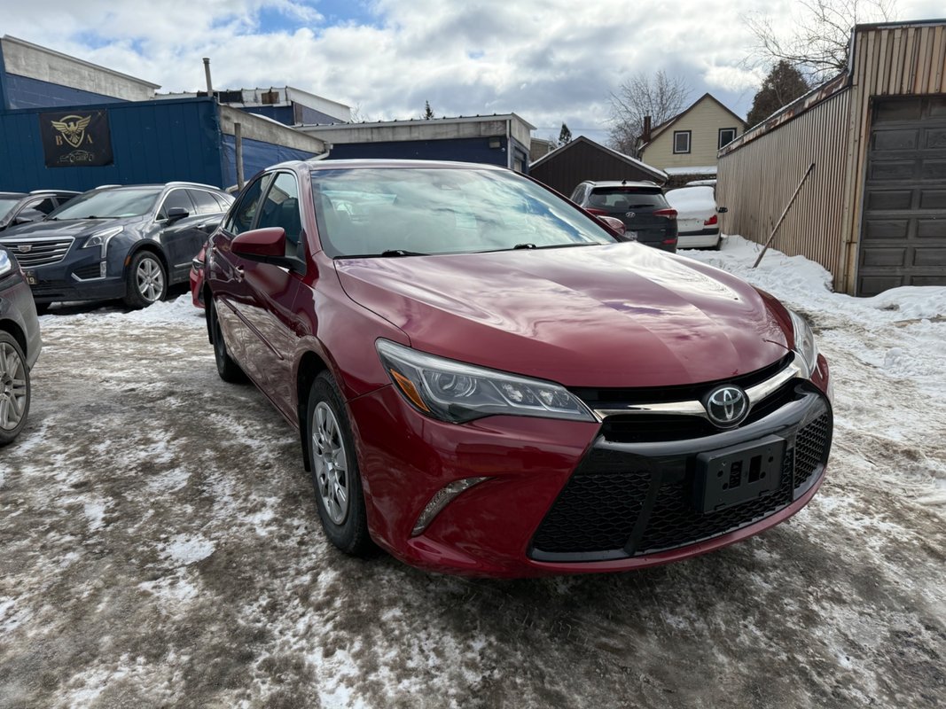 2017 TOYOTA Camry - Image 2
