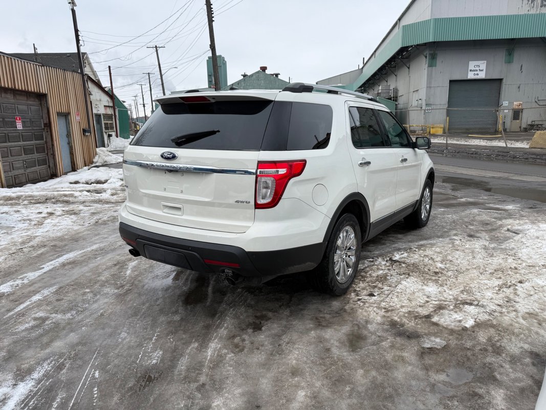 2011 FORD Explorer - Image 4