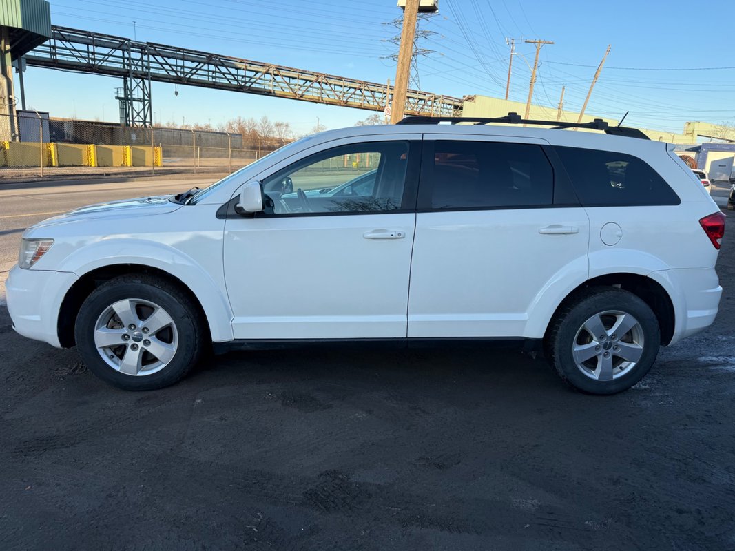 2015 DODGE Journey - Image 4