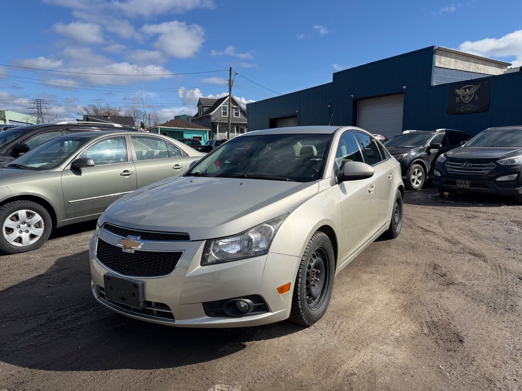 2013 CHEVROLET Cruze - Image 2