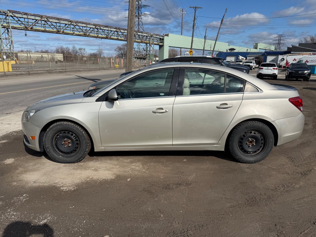2013 CHEVROLET Cruze - Image 3