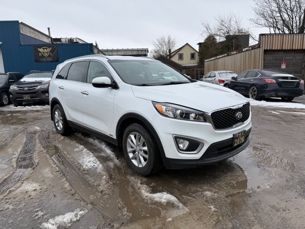 2018 KIA Sorento - Image 2