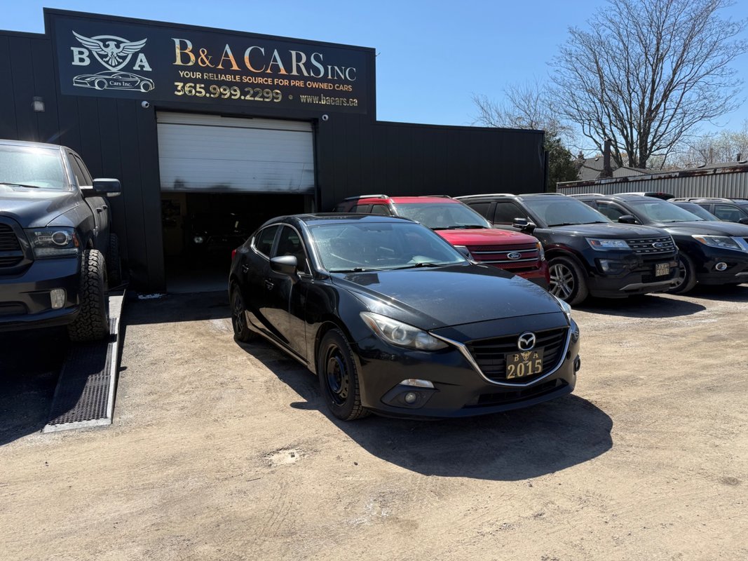 2015 MAZDA Mazda3 - Image 2