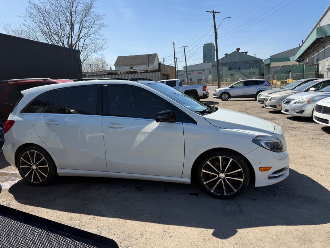 2013 MERCEDES-BENZ B250 - Image 5