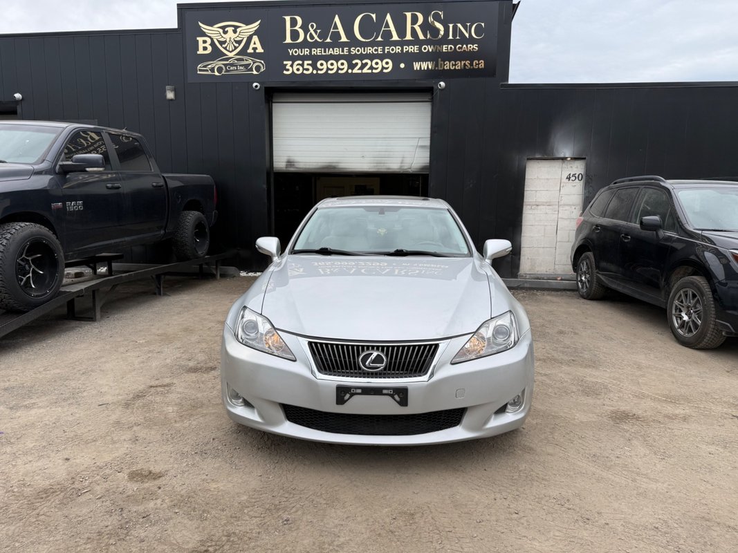 2009 LEXUS IS - Image 1