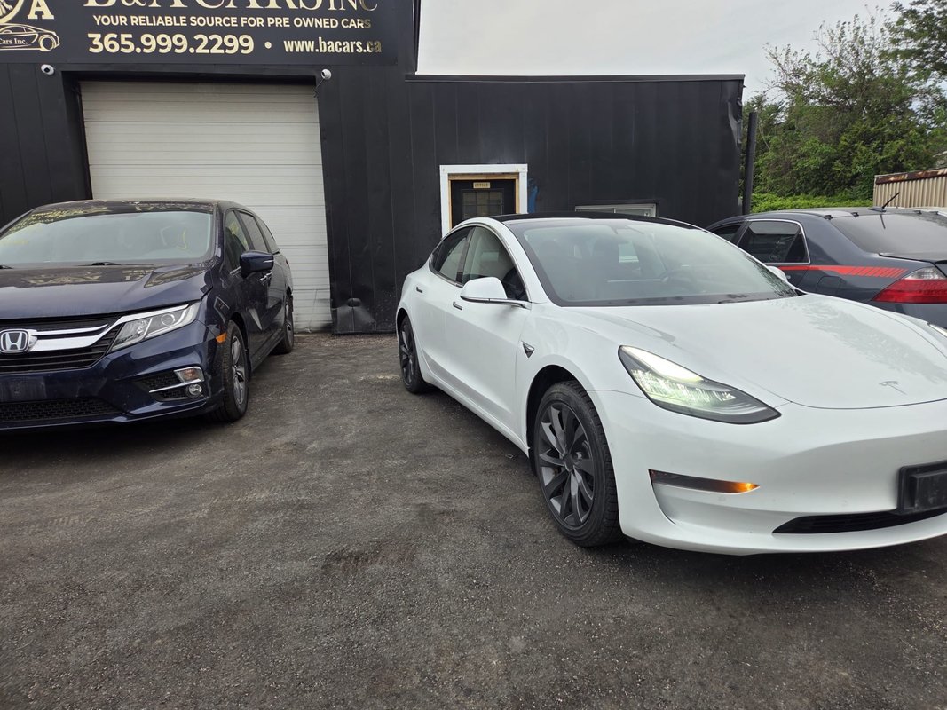 2019 TESLA Model 3 - Image 3