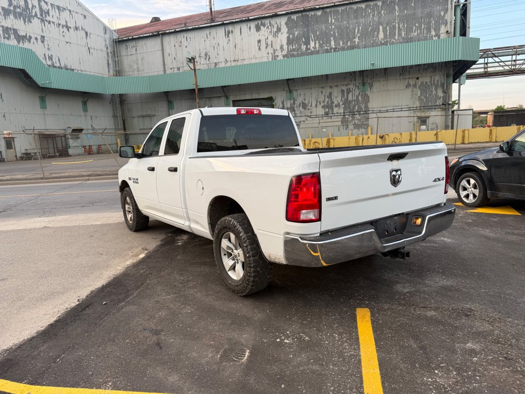 2017 RAM 1500 - Image 4