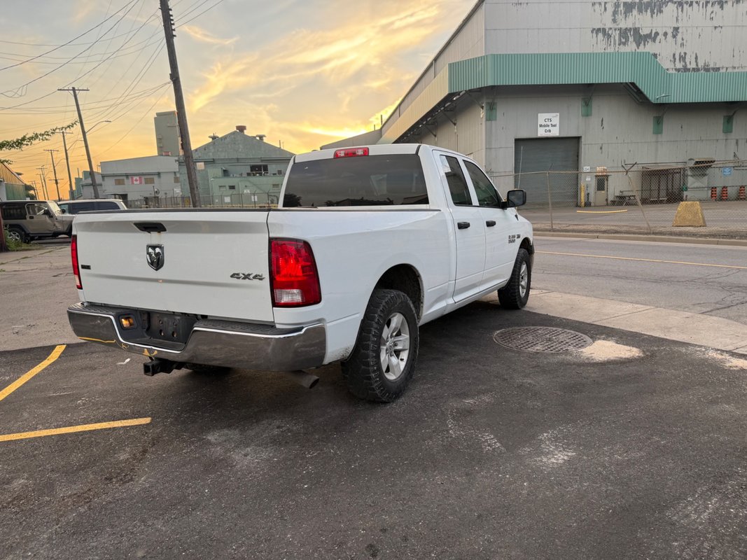 2017 RAM 1500 - Image 5