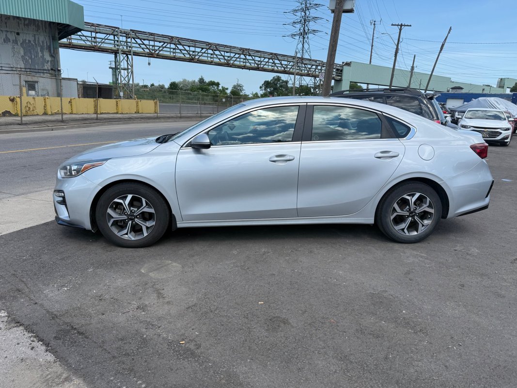 2020 KIA Forte - Image 4