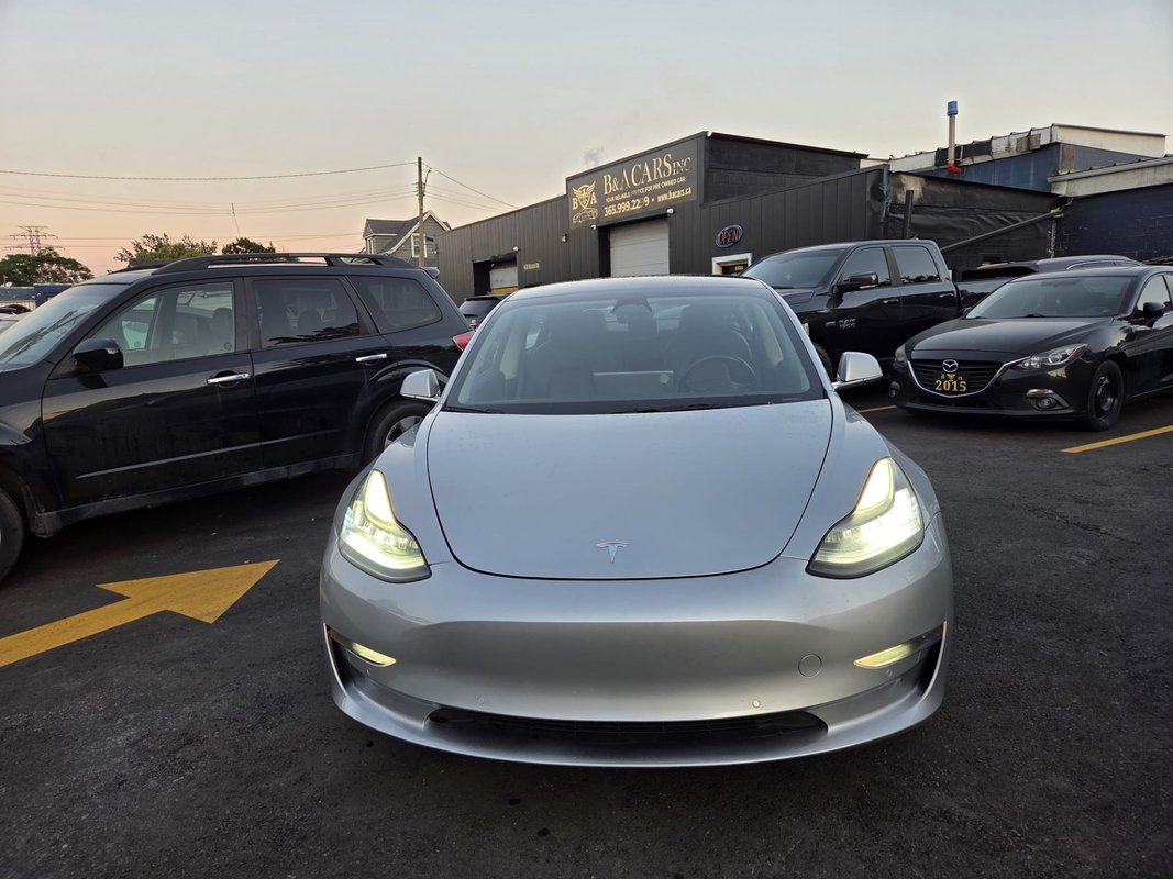 2018 TESLA Model 3 - Image 1