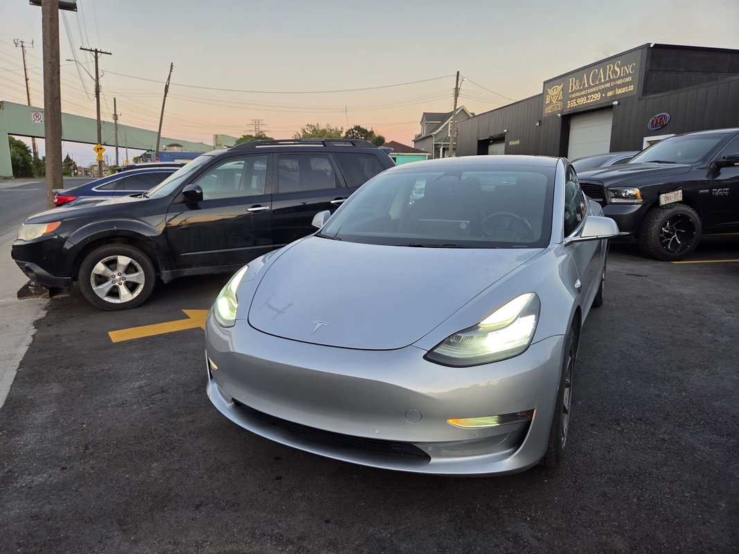 2018 TESLA Model 3 - Image 3