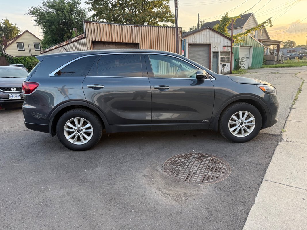 2020 KIA Sorento - Image 5