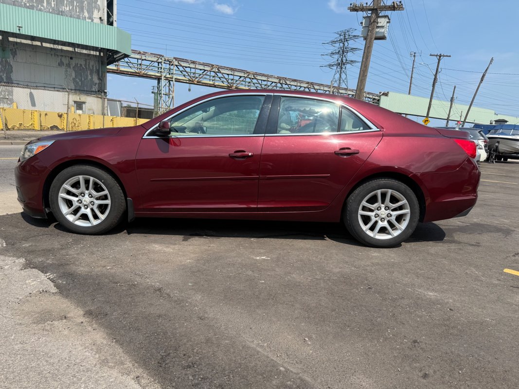 2015 CHEVROLET Malibu - Image 4