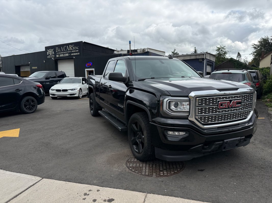 2017 GMC Sierra - Image 2