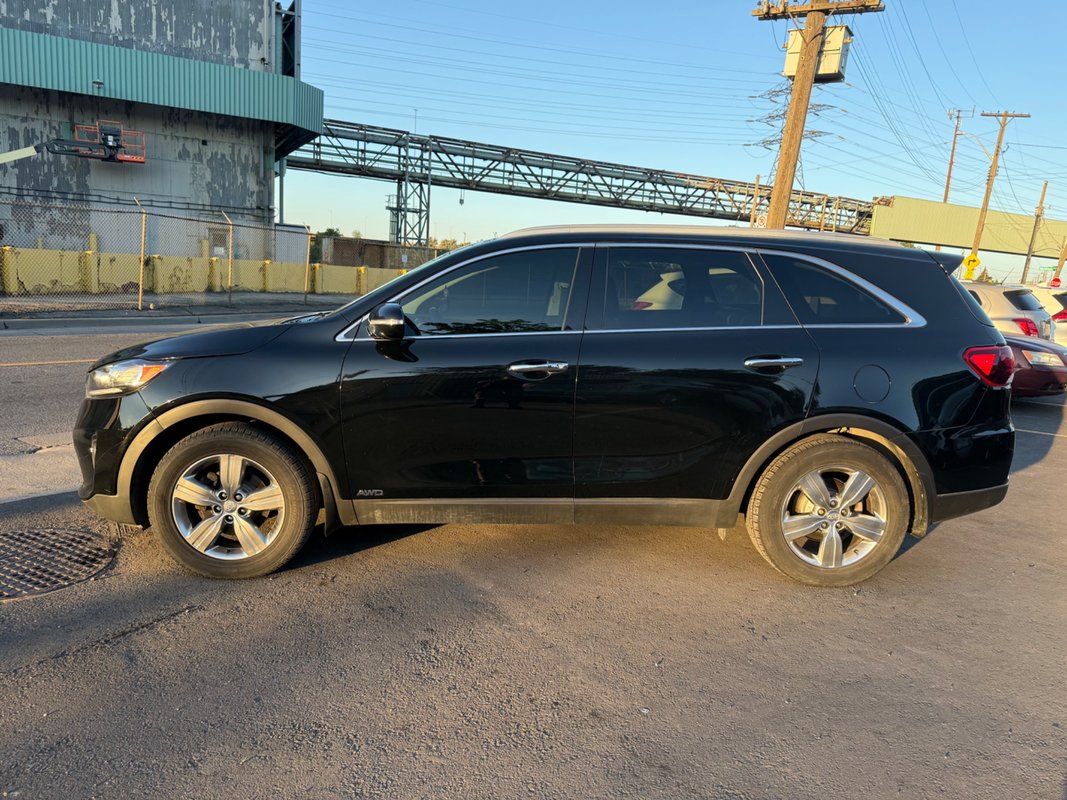 2020 KIA Sorento - Image 4