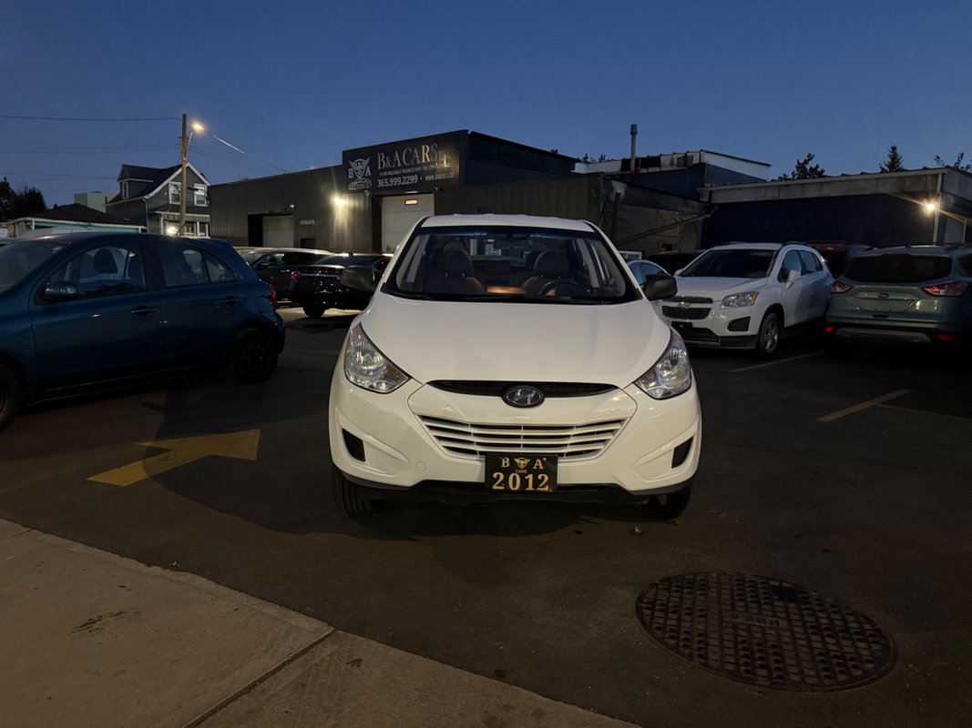 2012 HYUNDAI Tucson