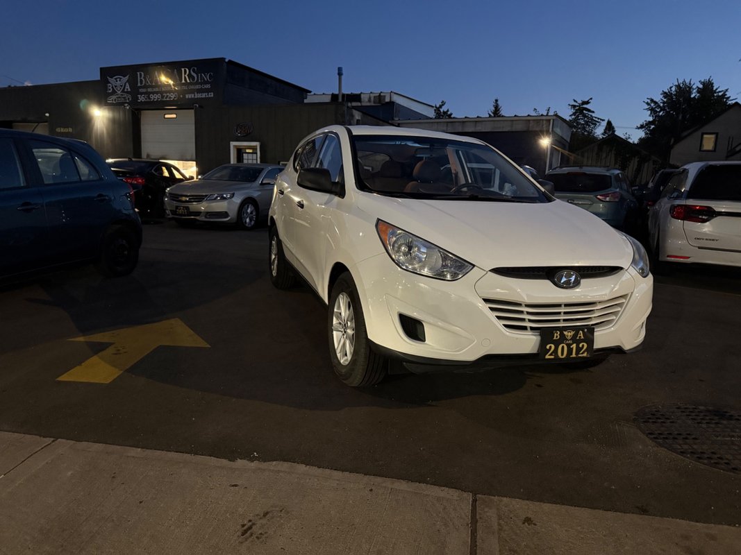 2012 HYUNDAI Tucson - Image 2