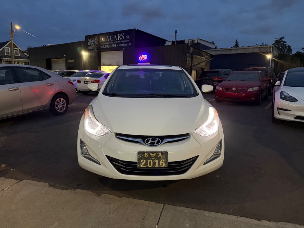2016 HYUNDAI Elantra