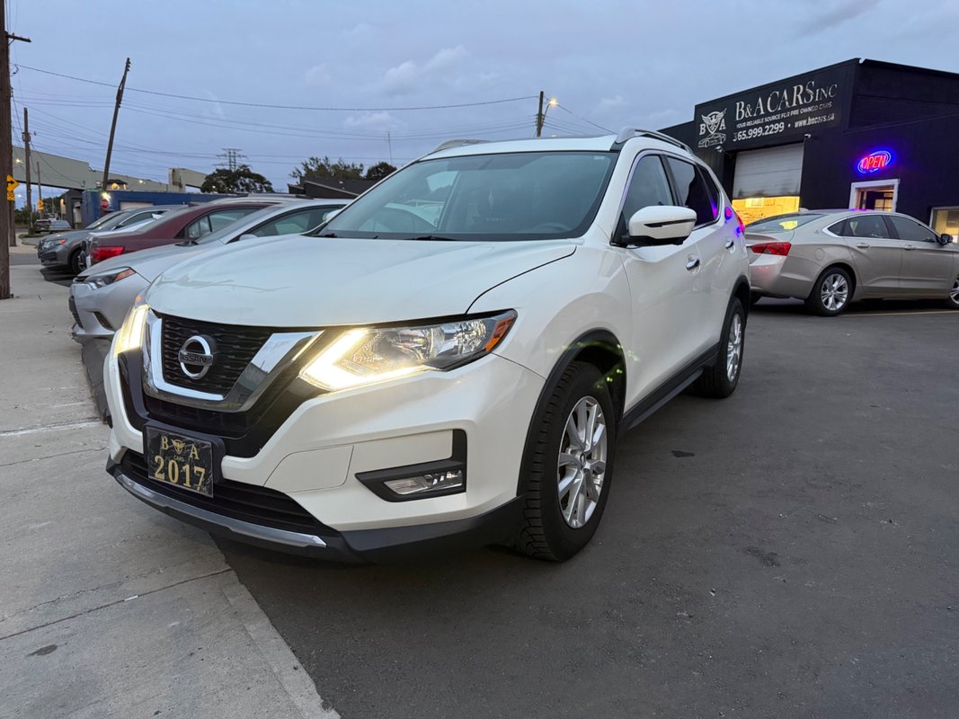 2017 NISSAN Rogue - Image 3
