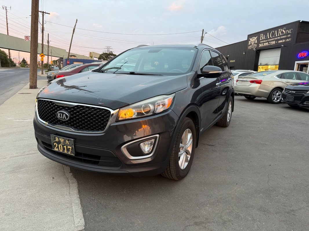 2017 KIA Sorento - Image 2