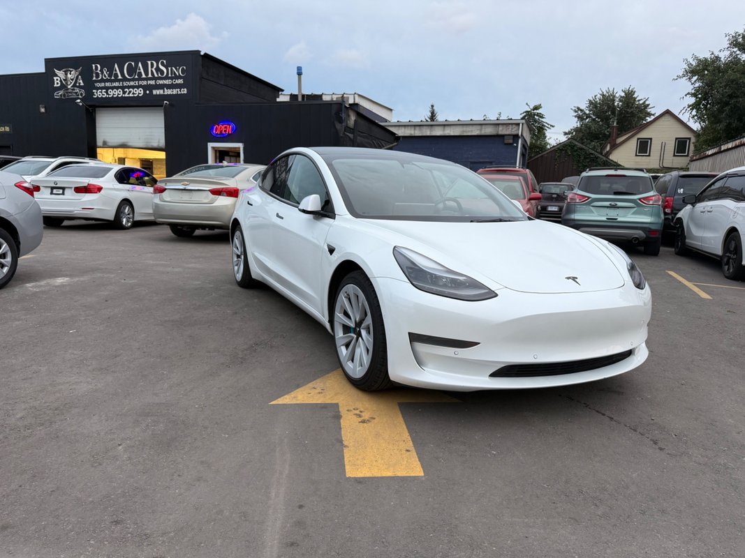 2022 TESLA Model 3 - Image 2