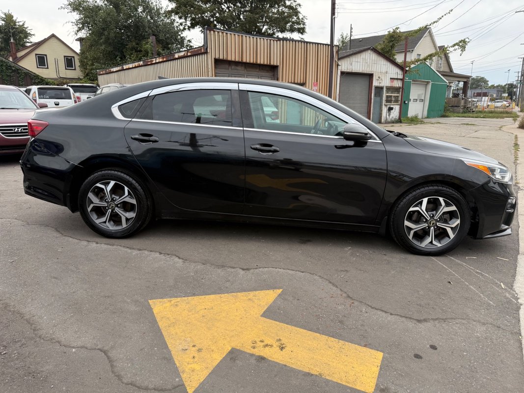 2019 KIA Forte - Image 5